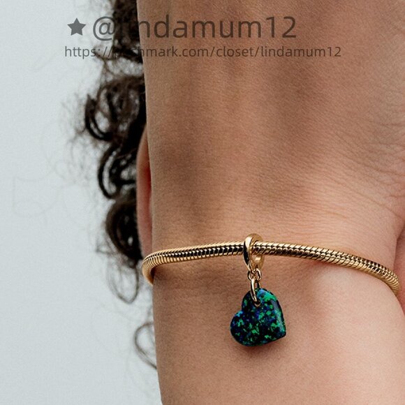 Pandora Opalescent Green Heart Dangle Charm - Picture 4 of 6